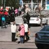 У центрі Костополя силовики з автоматами затримали двох чоловіків
