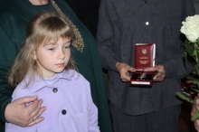 Сім родин загиблих Героїв з Рівненщини отримали ордени «За мужність»