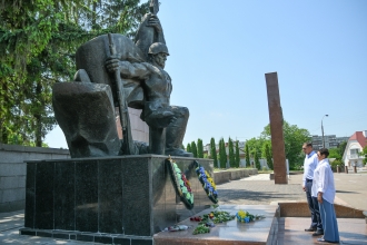 На Рівненщині вшанували пам'ять жертв війни