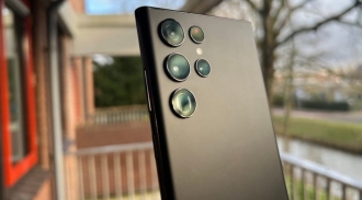 Смартфон Samsung на процесорі SnapDragon 8 другого покоління: новинка 2023 року
