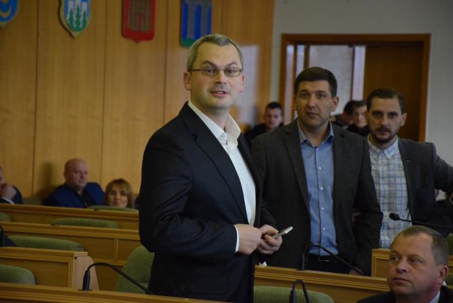 Богдан Файфура - депутат обласної ради та директор фірми, яка виграла вже два тендери обласного департмменту будівництва